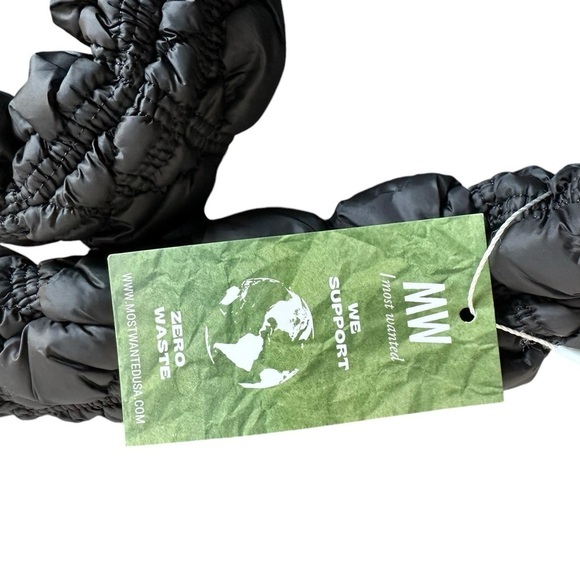 Most Wanted Quilted Crossbody Bag - Picture 7 of 8